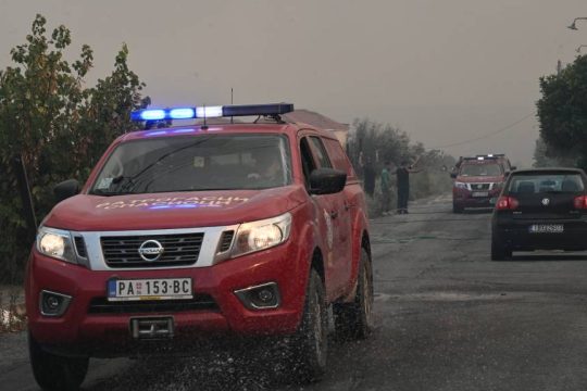 Στη μάχη για την κατάσβεση της φωτιάς